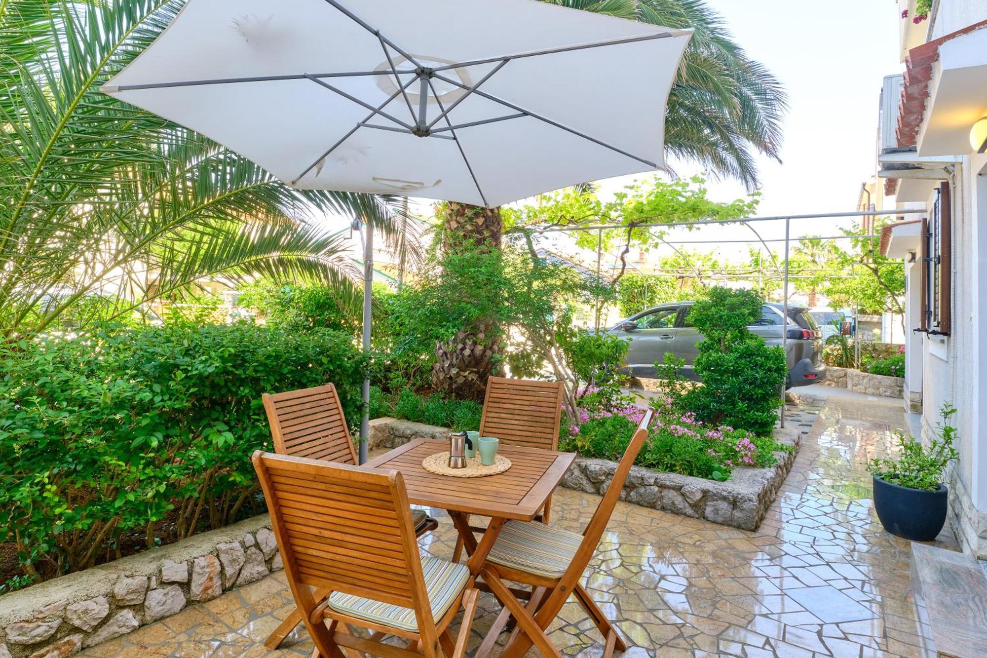 Argo Apartmani Mali Lošinj Exteriör bild